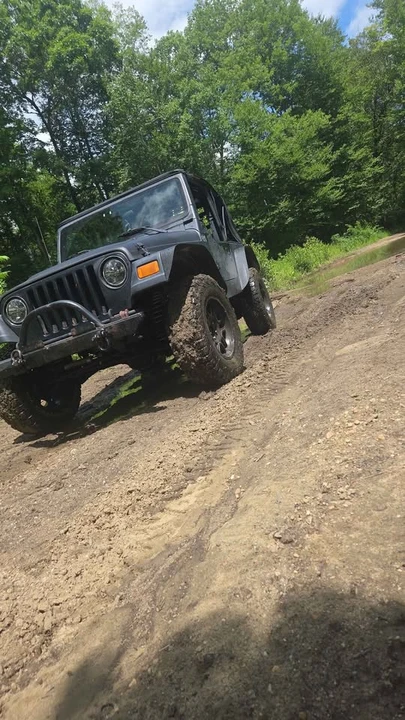 2003 Jeep TJ Wrangler - Image 3 of 5