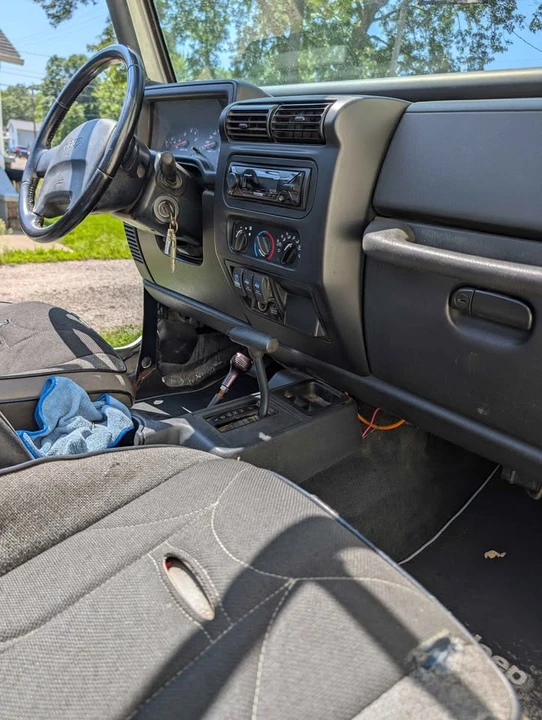 2003 Jeep TJ Wrangler - Image 6 of 7