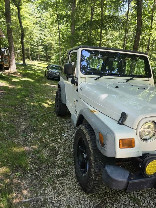 2003 Jeep TJ Wrangler - Image 3 of 8