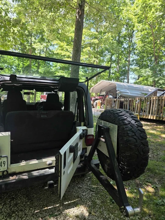 2003 Jeep TJ Wrangler - Image 2 of 8