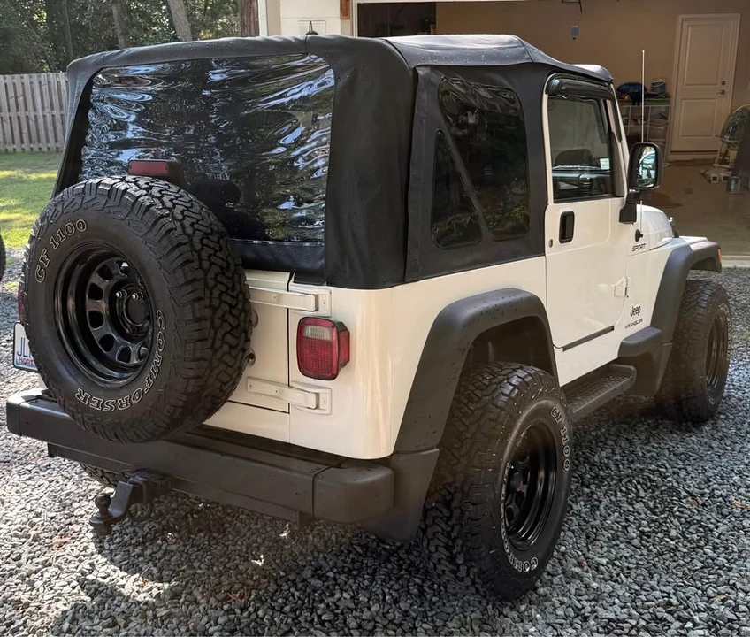 2003 Jeep TJ Wrangler - Image 2 of 5