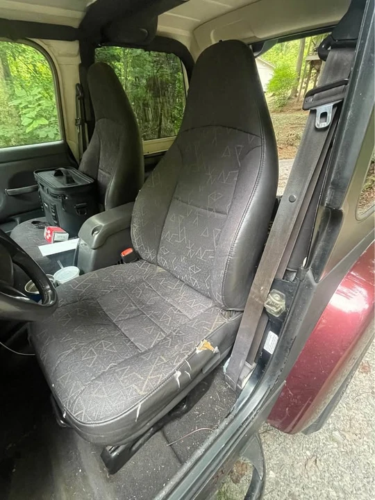 2003 Jeep TJ Wrangler - Image 9 of 11