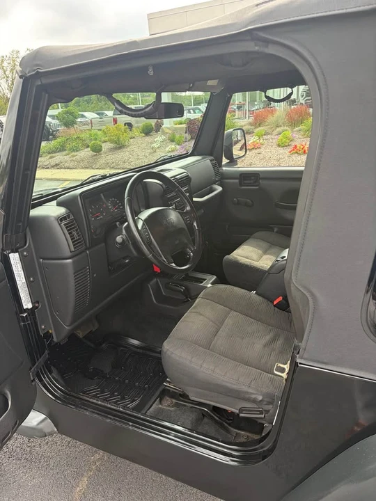 2003 Jeep TJ Wrangler - Image 9 of 20