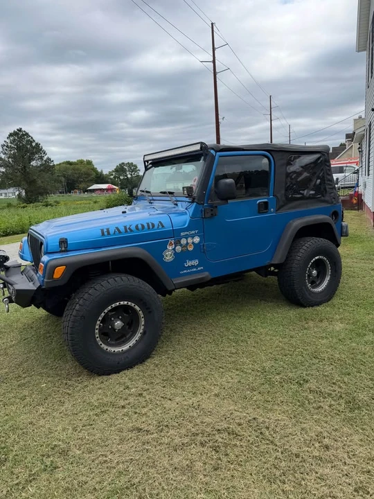 2003 Jeep TJ Wrangler - Image 2 of 10
