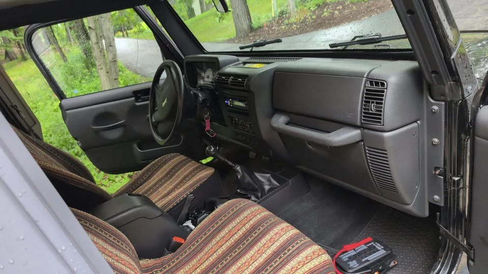 2003 Jeep TJ Wrangler - Image 2 of 5