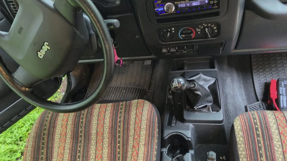 2003 Jeep TJ Wrangler - Image 3 of 5