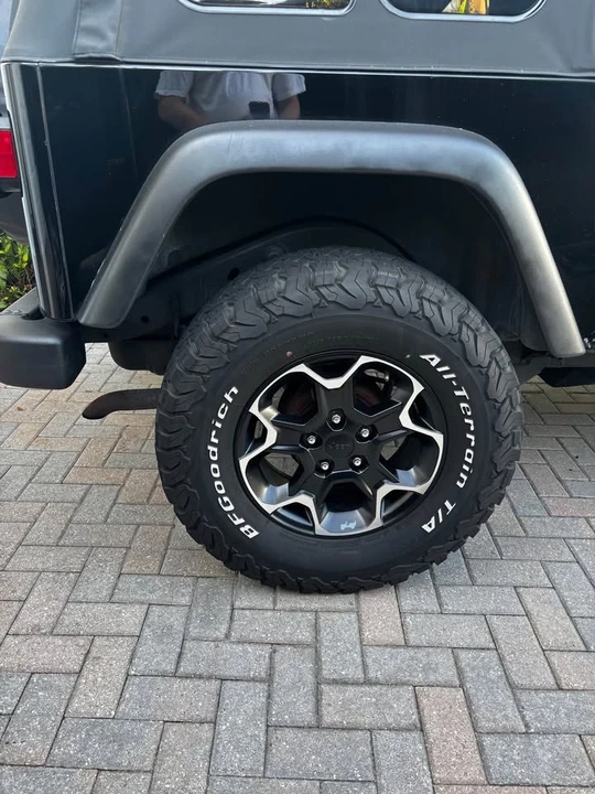 2003 Jeep TJ Wrangler - Image 6 of 17