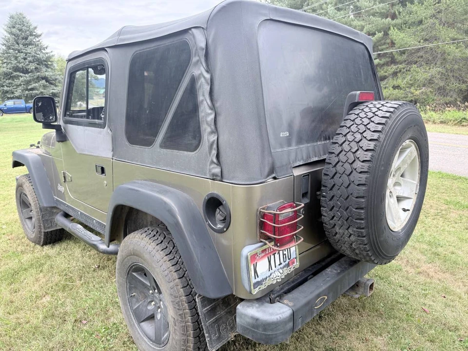 2003 Jeep TJ Wrangler - Image 6 of 11