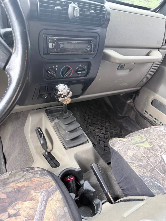 2003 Jeep TJ Wrangler - Image 8 of 11