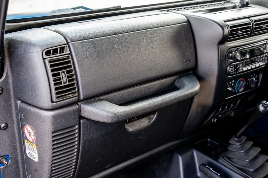 2003 Jeep TJ Wrangler - Image 29 of 30