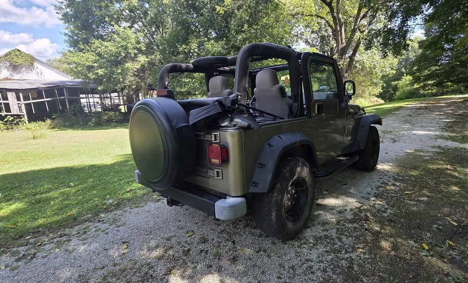 2003 Jeep TJ Wrangler - Image 3 of 7