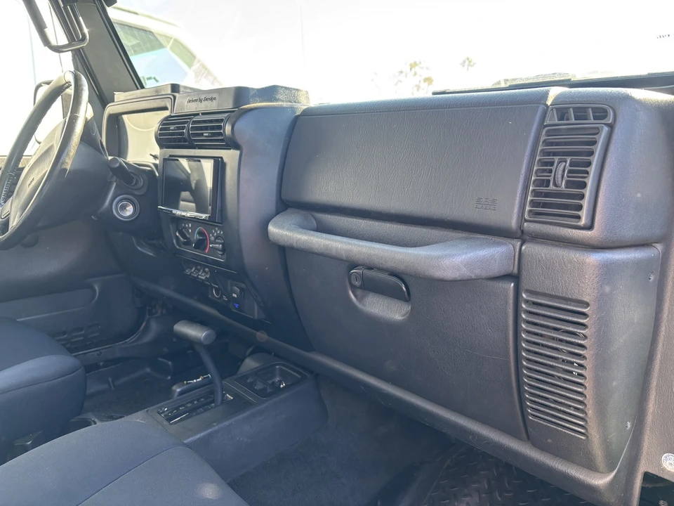2003 Jeep TJ Wrangler - Image 11 of 15