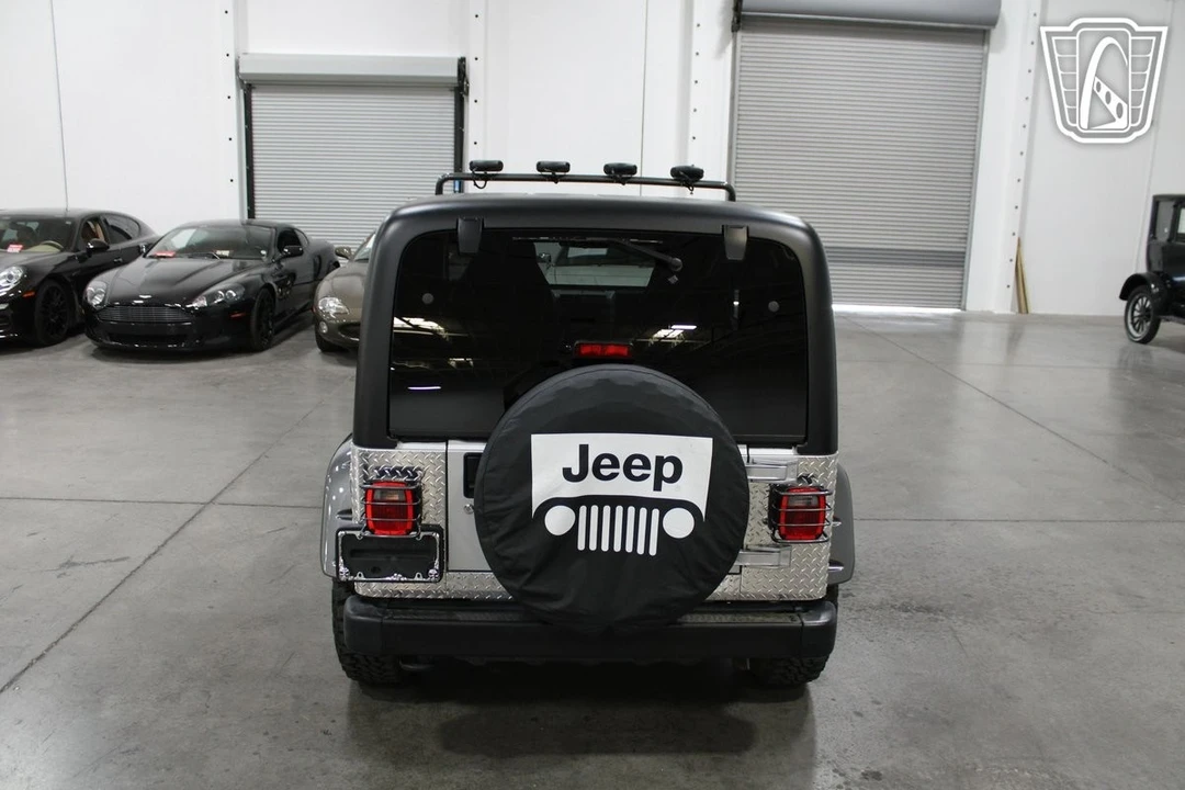2003 Jeep TJ Wrangler - Image 9 of 12