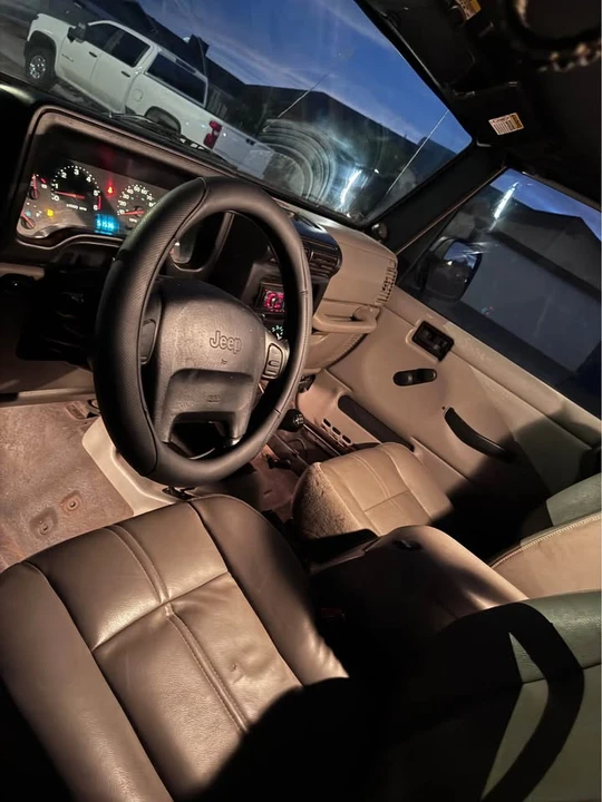 2003 Jeep Wrangler - Image 2 of 8