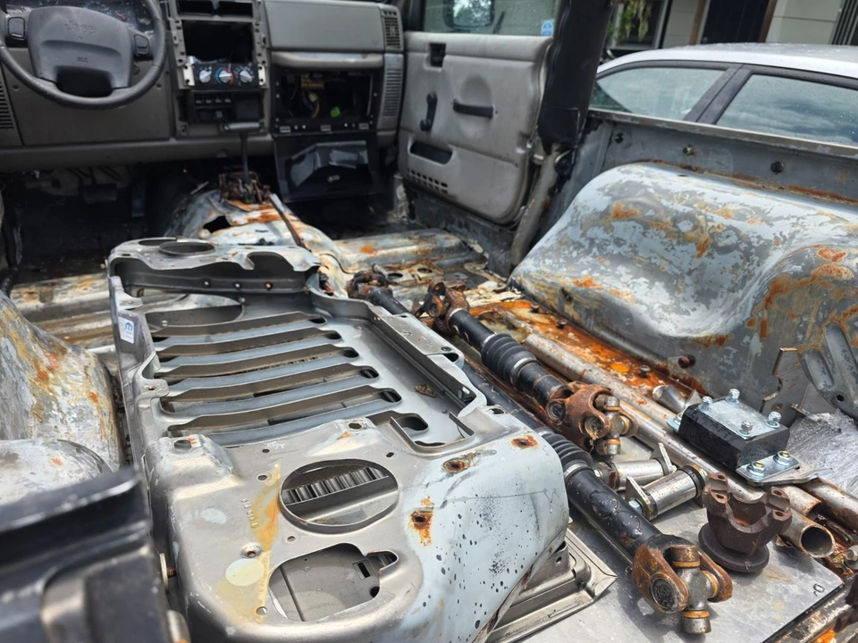 2003 Jeep TJ Wrangler - Image 3 of 11