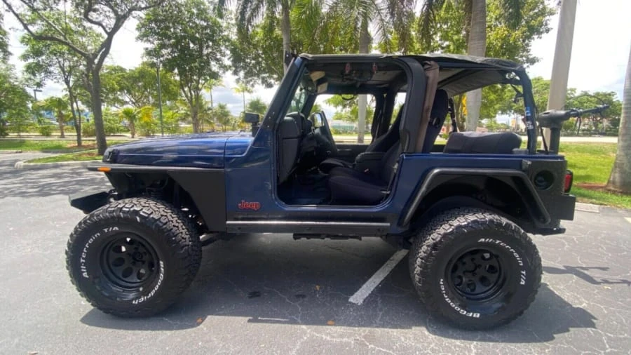 2003 Jeep TJ Wrangler - Image 11 of 12