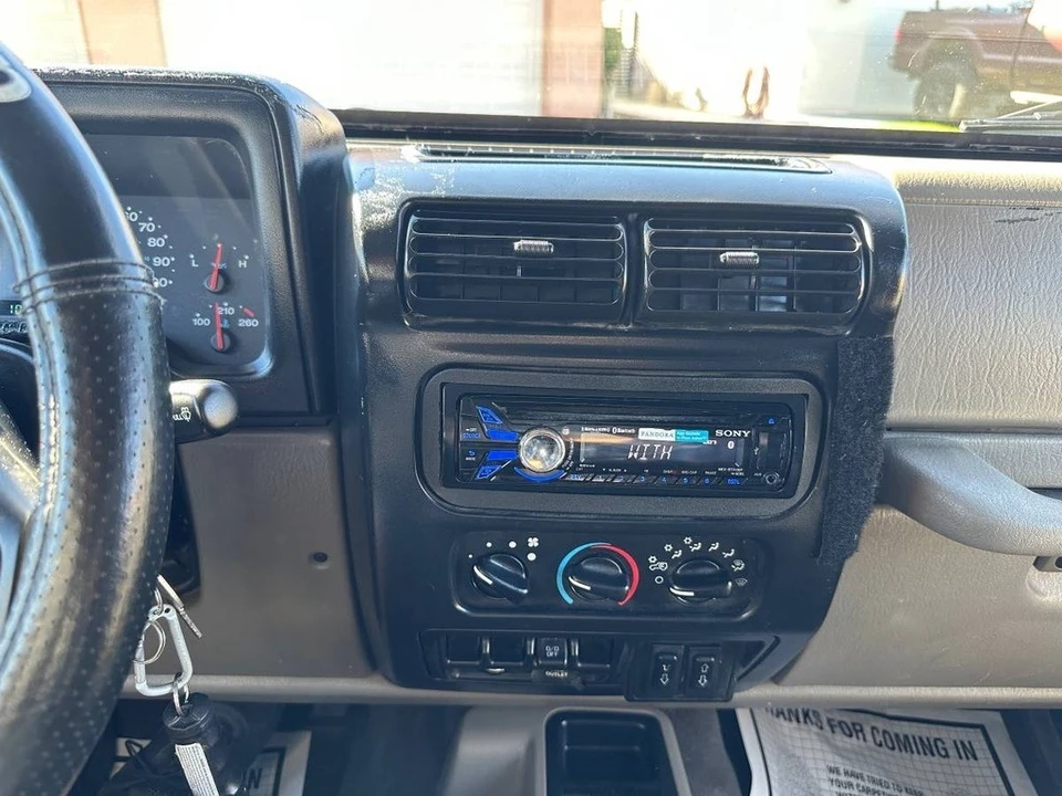 2003 Jeep TJ Wrangler - Image 6 of 12