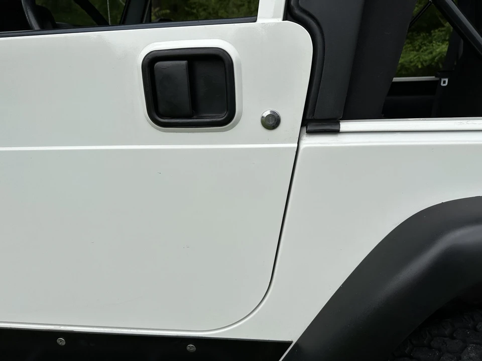 2003 Jeep TJ Wrangler - Image 28 of 31
