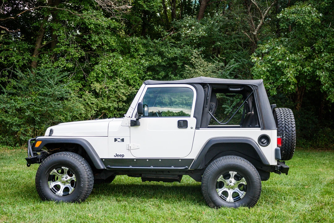 2003 Jeep TJ Wrangler - Image 2 of 31