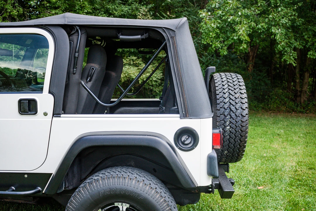 2003 Jeep TJ Wrangler - Image 17 of 31