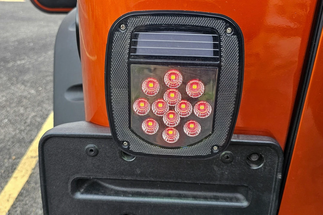 2003 Jeep TJ Wrangler - Image 23 of 31
