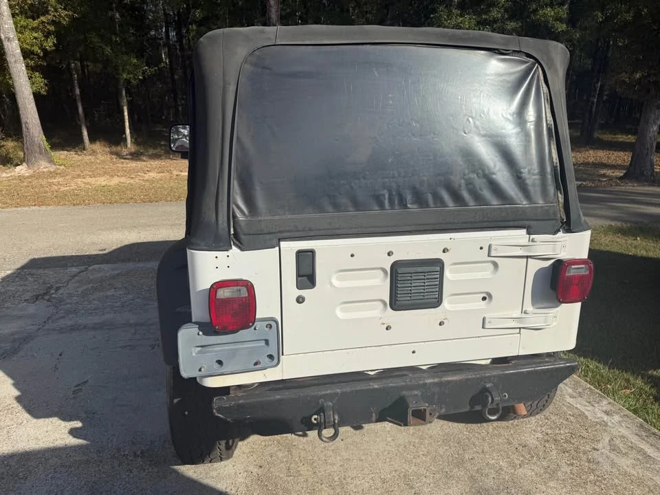 2003 Jeep TJ Wrangler - Image 8 of 10