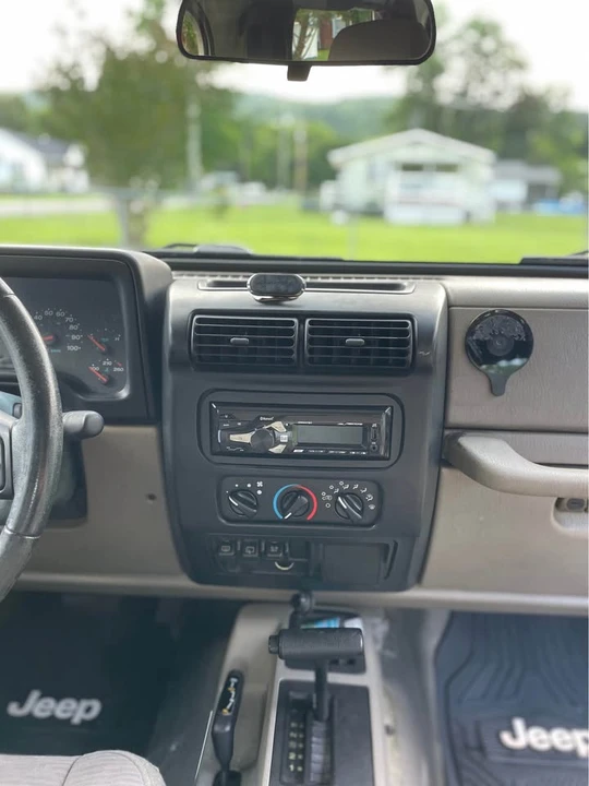 2003 Jeep TJ Wrangler - Image 8 of 12