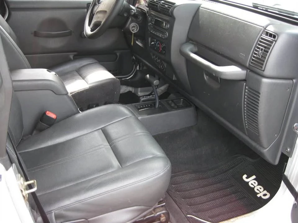 2003 Jeep TJ Wrangler - Image 14 of 17