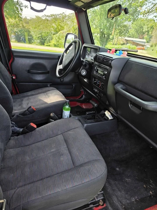 2003 Jeep TJ Wrangler - Image 6 of 10