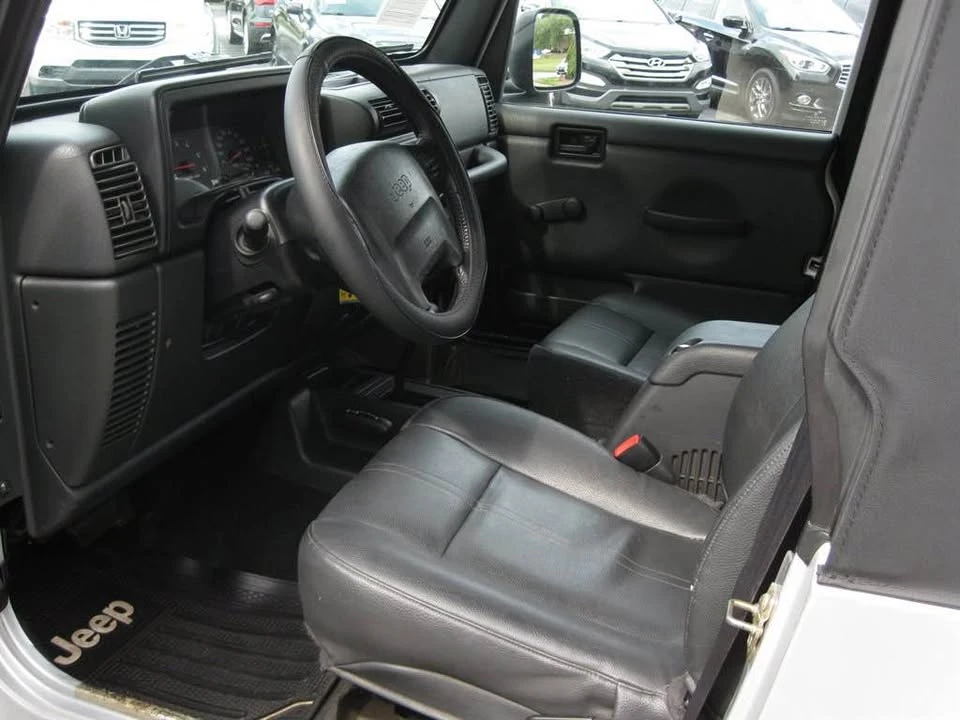 2003 Jeep TJ Wrangler - Image 9 of 17