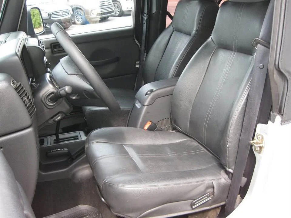 2003 Jeep TJ Wrangler - Image 10 of 17