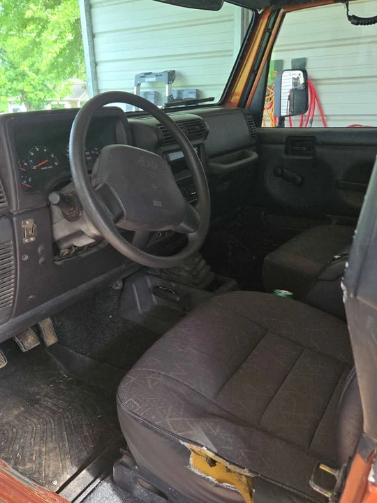 2003 Jeep TJ Wrangler - Image 4 of 7