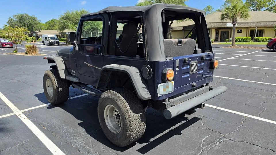 2003 Jeep TJ Wrangler - Image 3 of 10