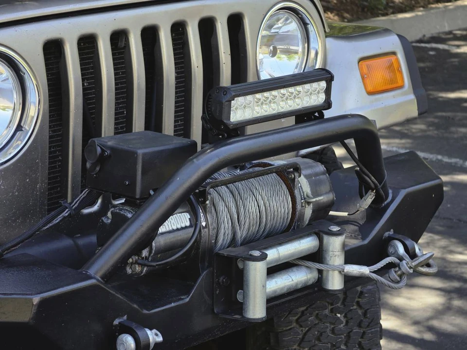 2003 Jeep TJ Wrangler - Image 9 of 19