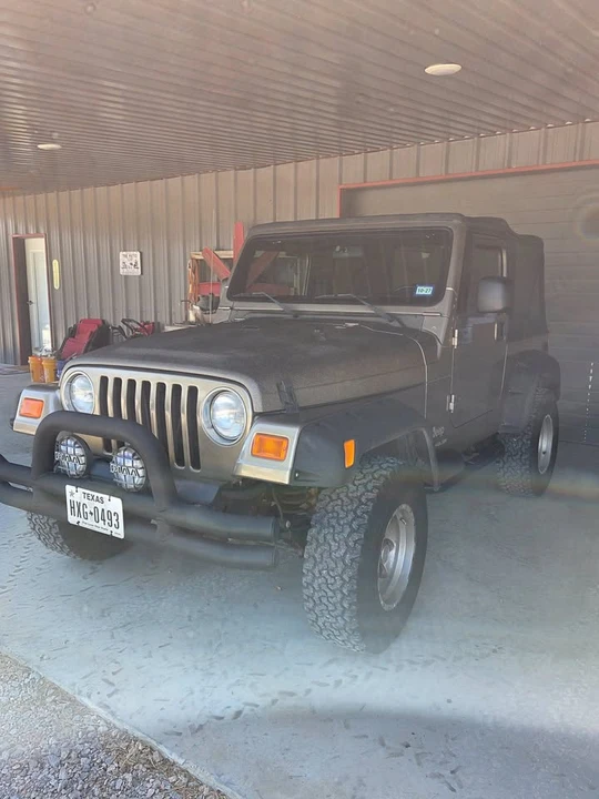 2003 Jeep TJ Wrangler - Image 5 of 6