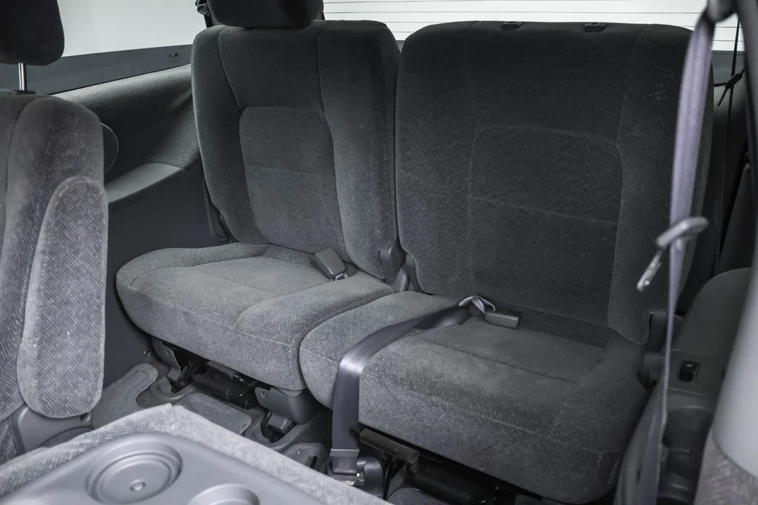 2003 Kia - Image 20 of 21