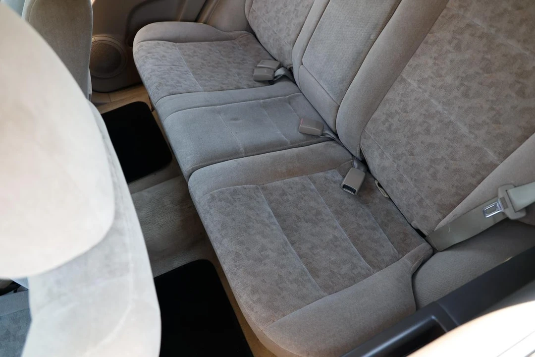 2003 Kia Sorento - Image 10 of 21