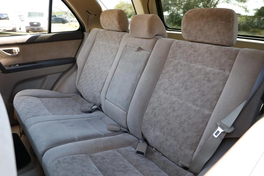2003 Kia Sorento - Image 8 of 21