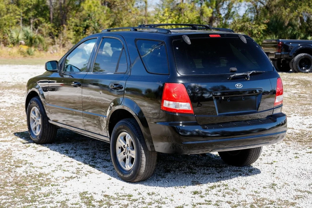 2003 Kia Sorento - Image 5 of 21
