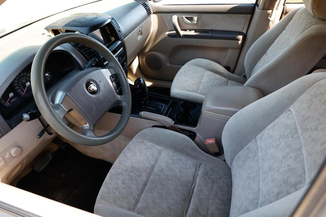 2003 Kia Sorento - Image 4 of 21