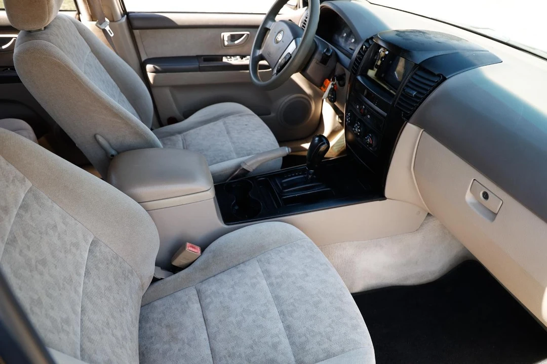2003 Kia Sorento - Image 18 of 21