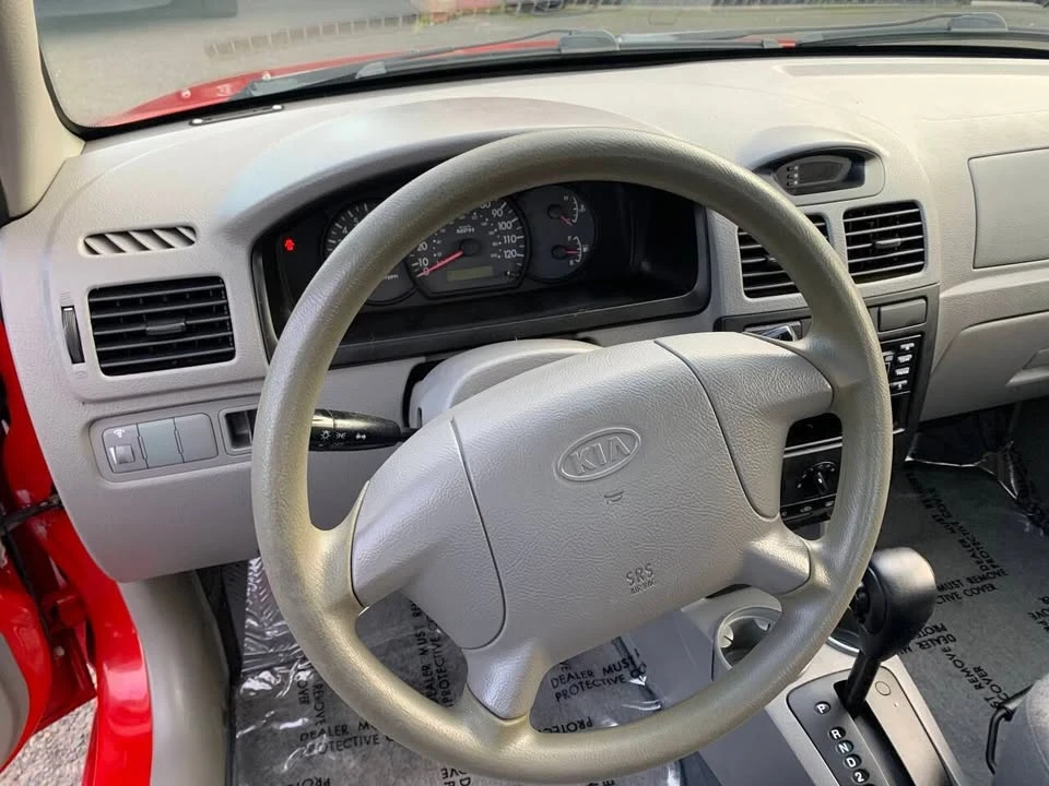 2003 Kia Rio - Image 9 of 13