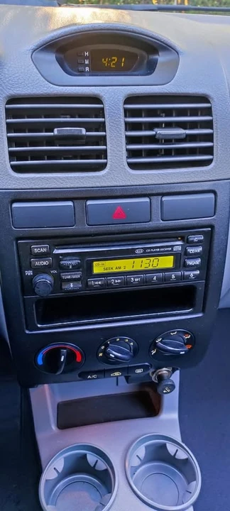 2003 Kia Rio - Image 12 of 20