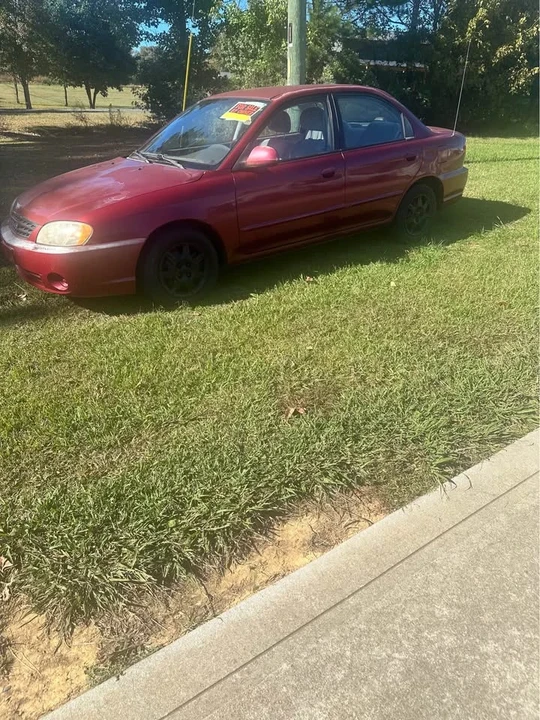 2003 Kia Spectra - Image 2 of 6