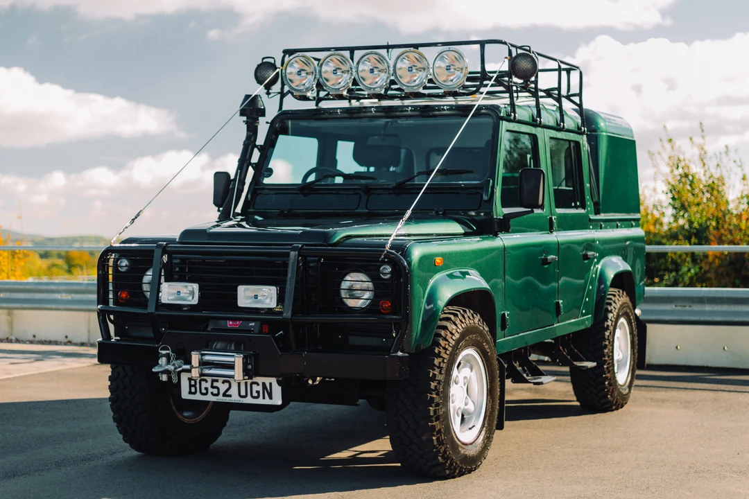 2003 Land Rover Defender 110 - Image 2 of 31