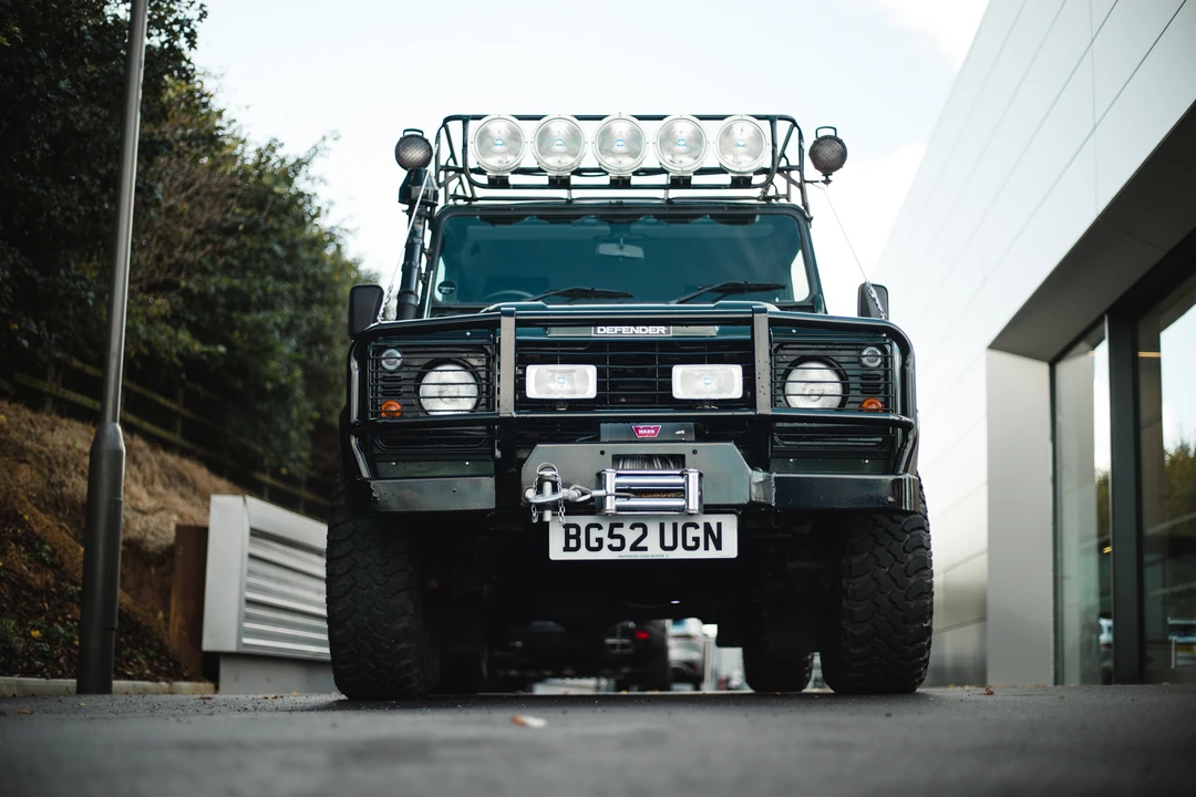 2003 Land Rover Defender 110 - Image 18 of 31