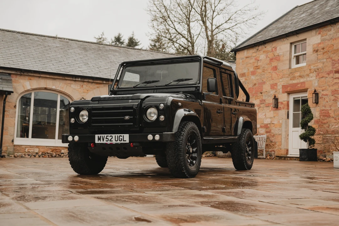 2003 Land Rover Defender 110 - Image 4 of 31