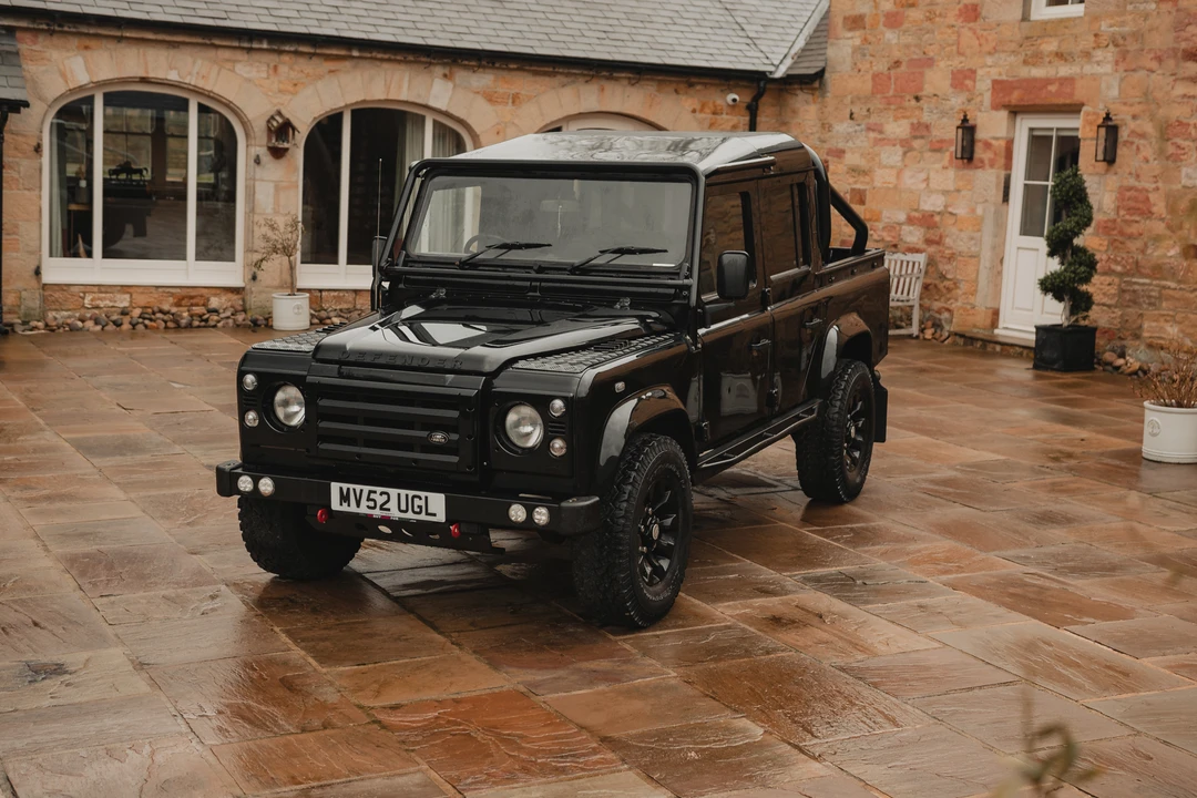 2003 Land Rover Defender 110 - Image 13 of 31