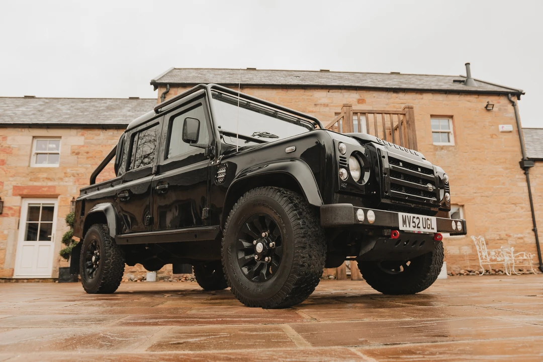 2003 Land Rover Defender 110 - Image 25 of 31