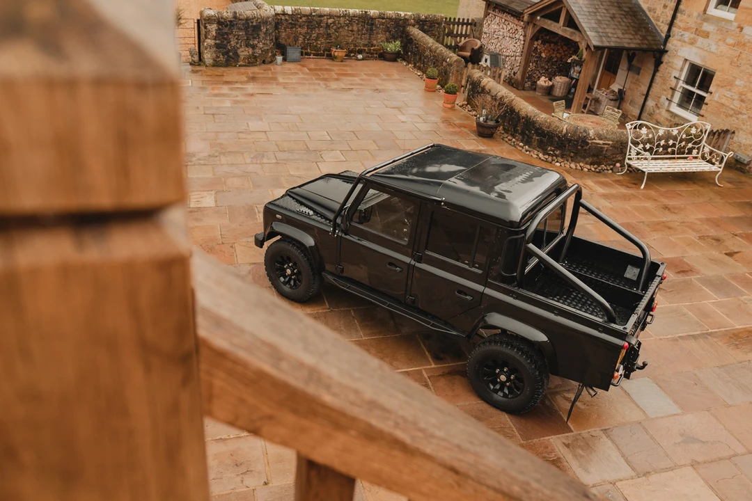 2003 Land Rover Defender 110 - Image 27 of 31